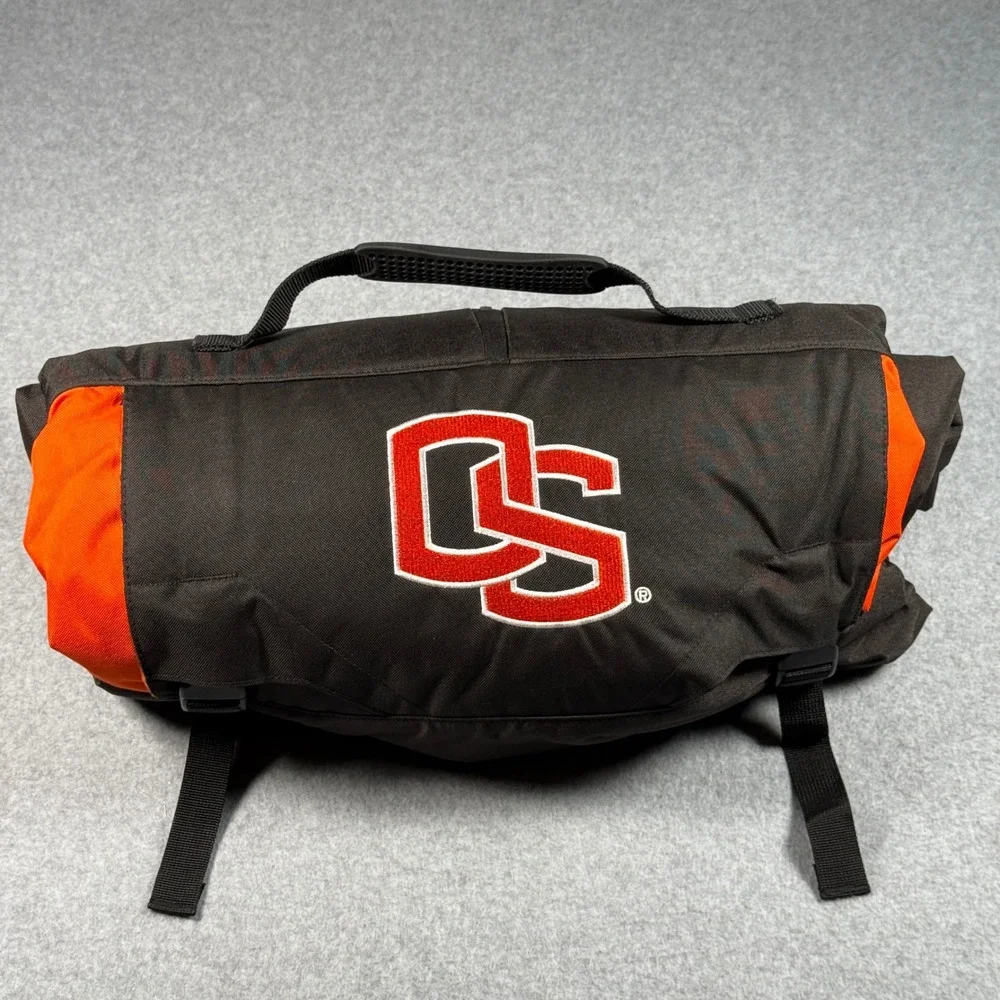 Oregon State Beavers Uphill Stadium Blanket Hooded Poncho Roll Up Tote Black OSU